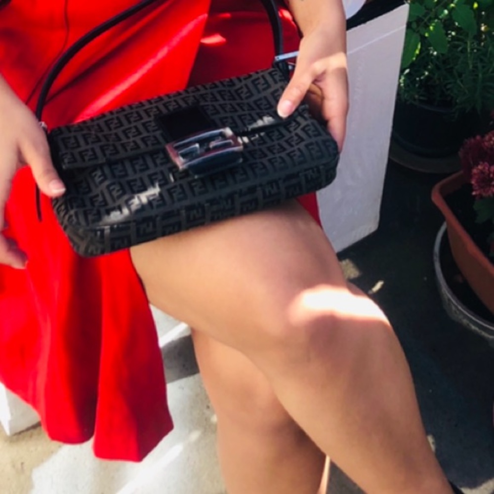 Authentic Fendi Side bag - Picture 10 of 13